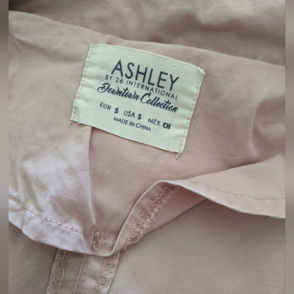 Rose Embroidered Baby Pink Cargo Jacket - Picture 3 of 9